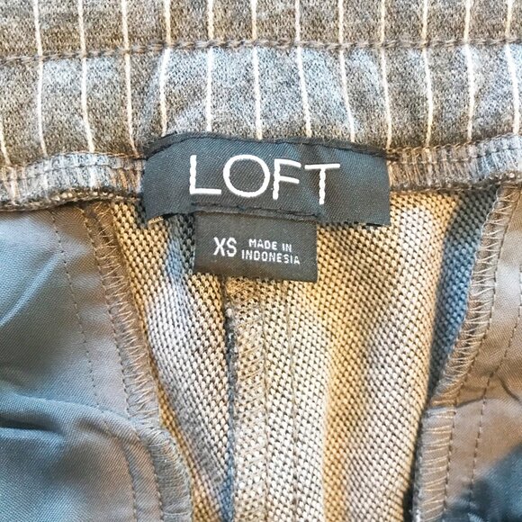 LOFT Tapered Knit Pull On Pants Gray Stripe Womens XS - Picture 5 of 10